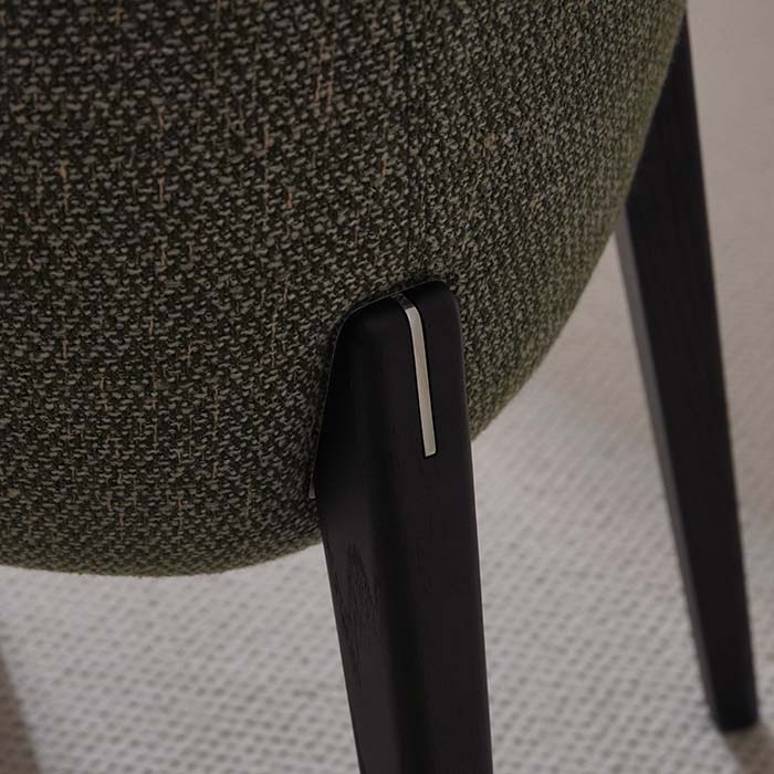 Silla de comedor acolchada de lino tapizada en verde moderna con reposabrazos