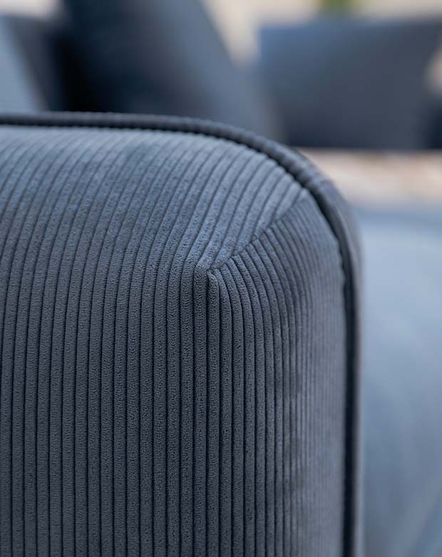 sof&aacute; y loveseat moderno