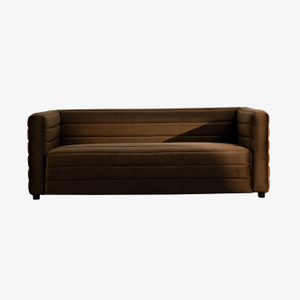 Sofá vintage tapizado de terciopelo marrón canalizado de tres plazas 